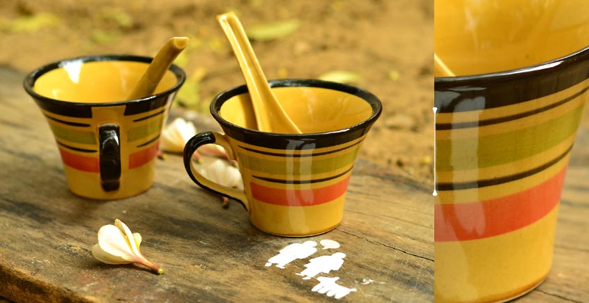 A Conversation ~ ( Set of Two With Spoon )  {20}